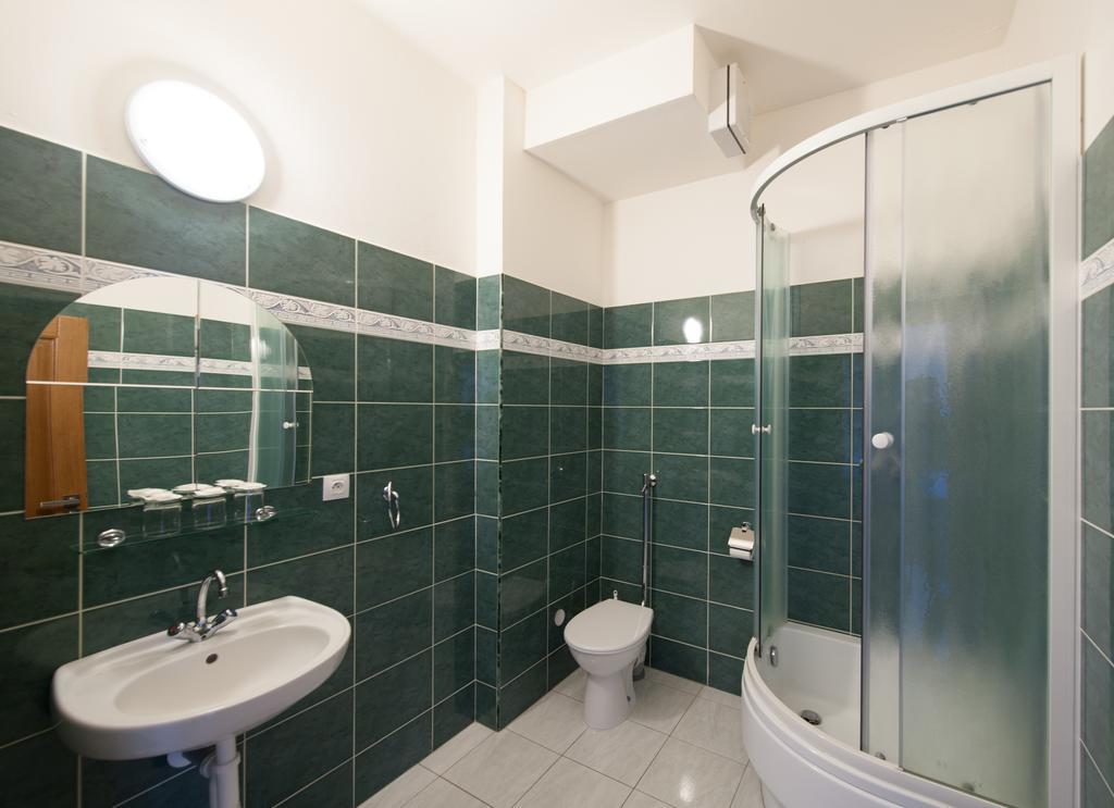 Hotel V Centru Ceske Budejovice Dış mekan fotoğraf