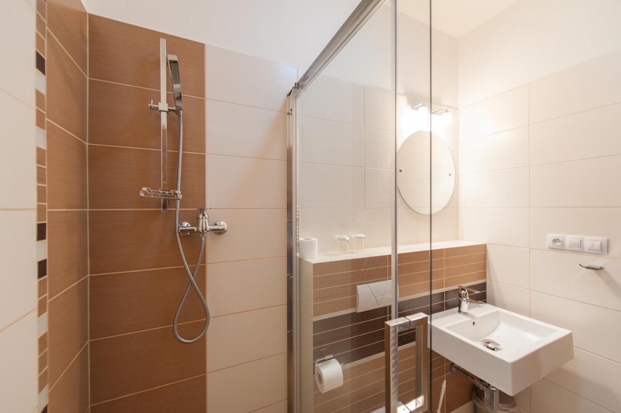 Hotel V Centru Ceske Budejovice Dış mekan fotoğraf